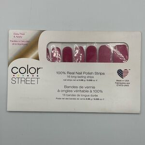 NWT Color Street Easy Peel & Stick Polish Strips Retired Color “How You Dune?”